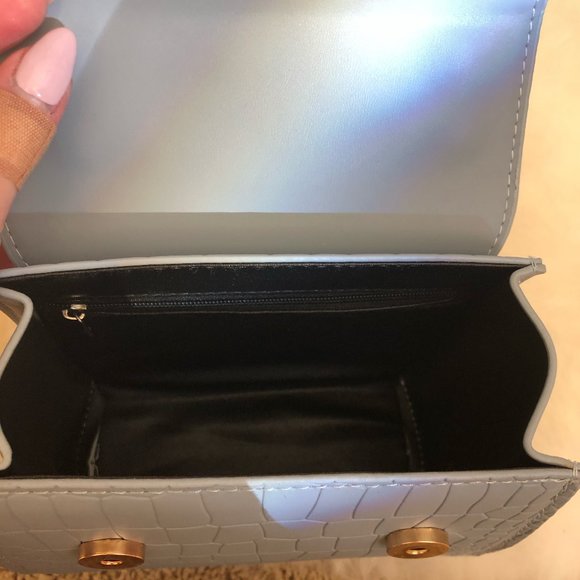 Baby Blue Faux Leather Purse NWOT - Picture 7 of 11